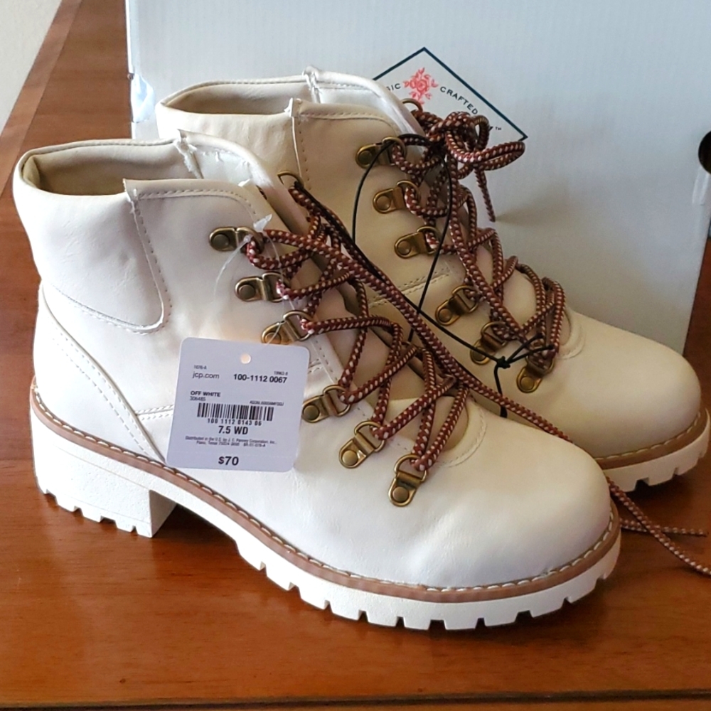 SJB Landson Boots 7.5 Wide